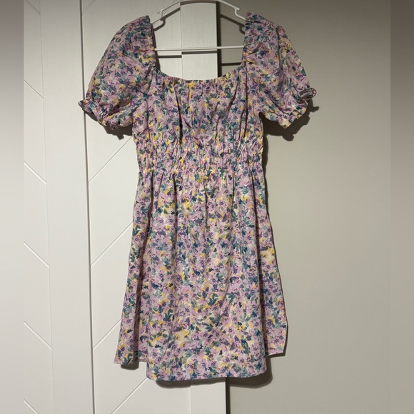 Iris Pink Floral Puff Sleeve Smocked Mini Dress Size M NWT - Picture 2 of 8